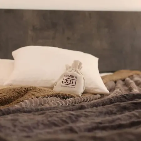 Best Of The Best, 2room Suite#6 At Ambra Apartments, Luxurious, Lift, Private Parking Apartment *