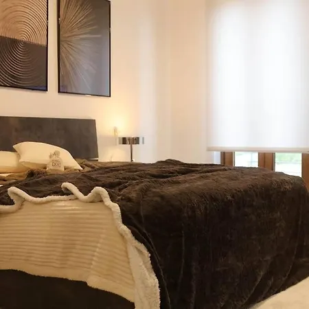 Best Of The Best, 2room Suite#6 At Ambra Apartments, Luxurious, Lift, Private Parking *