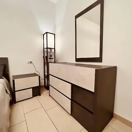 Best Of The Best, 2room Suite#6 At Ambra Apartments, Luxurious, Lift, Private Parking Olbia