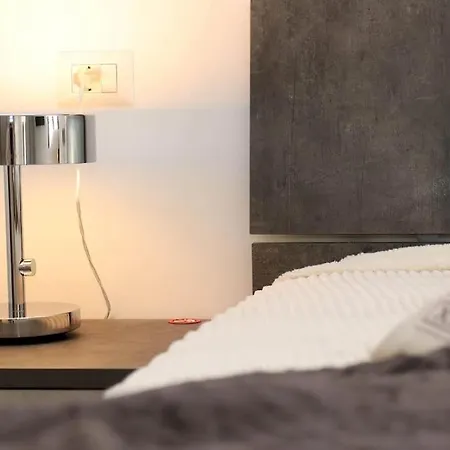 Best Of The Best, 2room Suite#6 At Ambra Apartments, Luxurious, Lift, Private Parking Apartment *